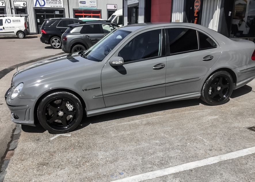 Mercedes E55 AMG vinyl wrapped in nardo grey