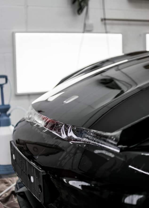 Porsche Taycan image