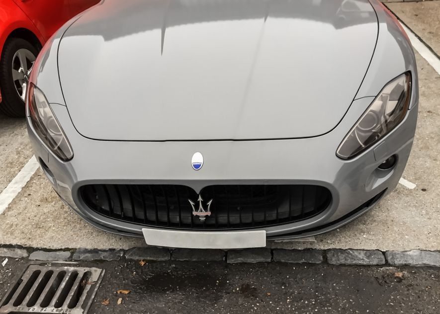 Maserati GranTurismo car vinyl wrapped in khaki green