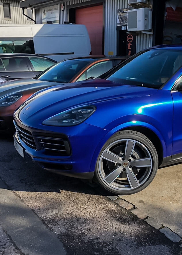 Porsche Cayenne Vinyl Wrapping
