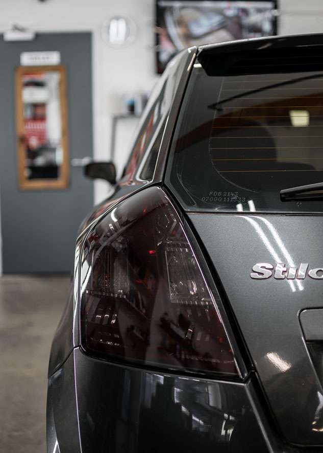 Fiat Stilo car left side rear light after tinting