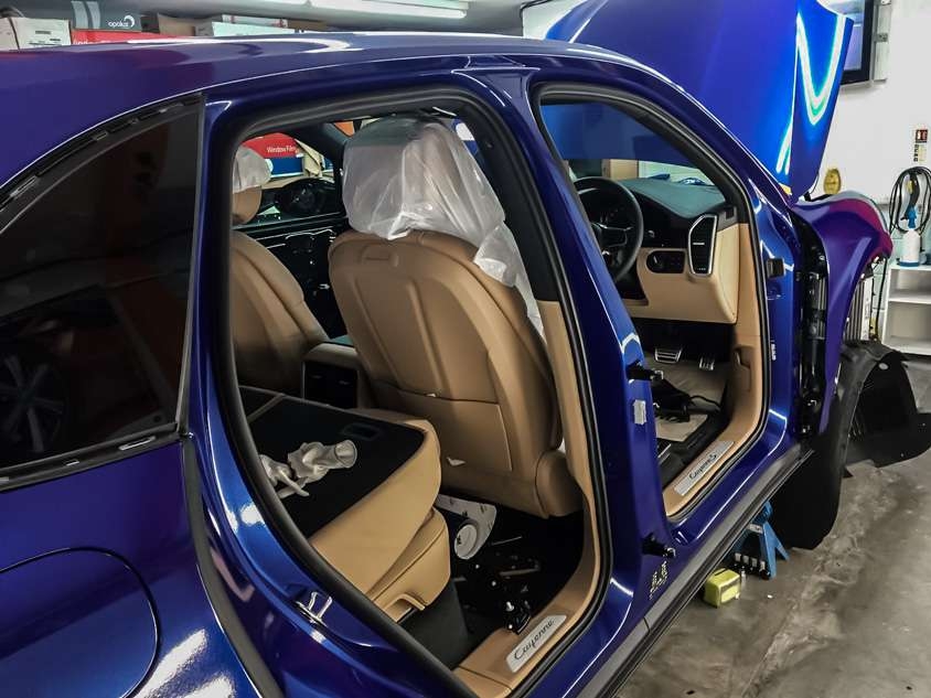 Porsche Cayenne image