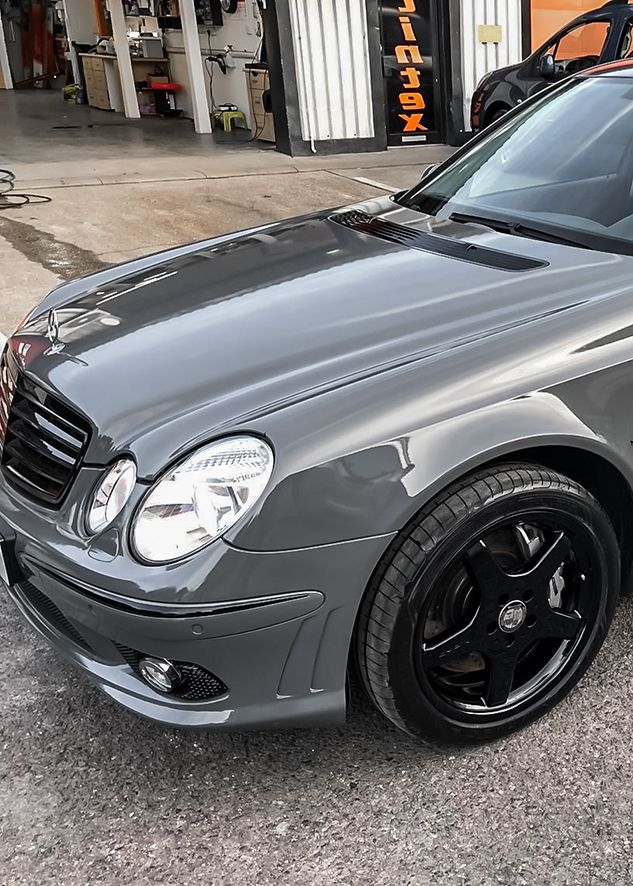 Mercedes E55 Vinyl Wrapping