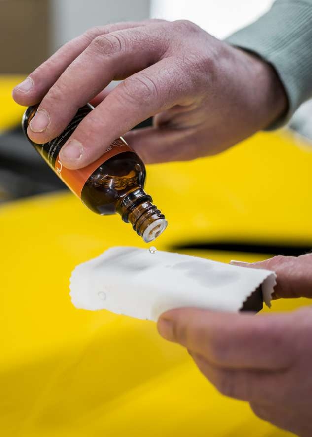 Kubebond ceramic coating being applied onto sponge