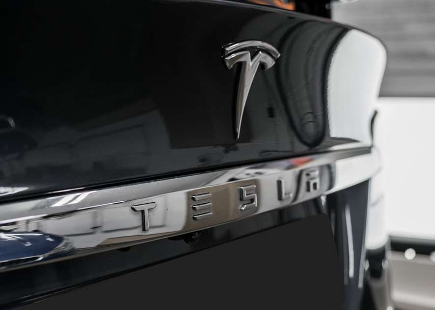 Tesla Model X image