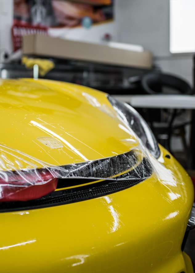 Porsche Cayman image