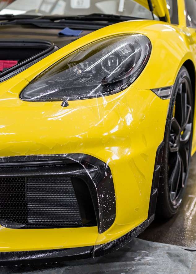 Porsche Cayman image