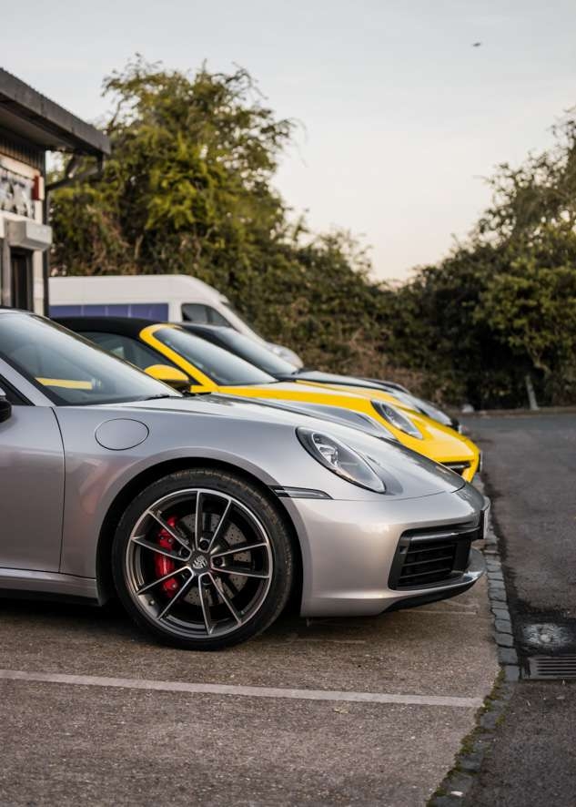 Porsche 911 Carrera image