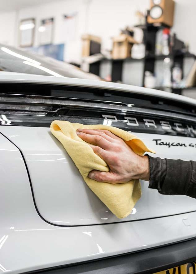 Porsche Taycan image