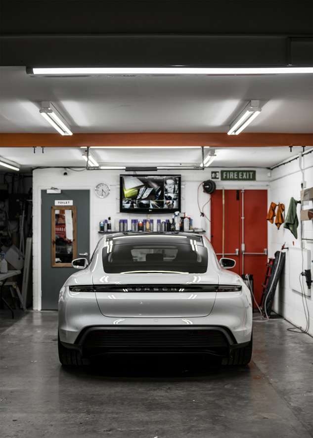 Porsche Taycan image